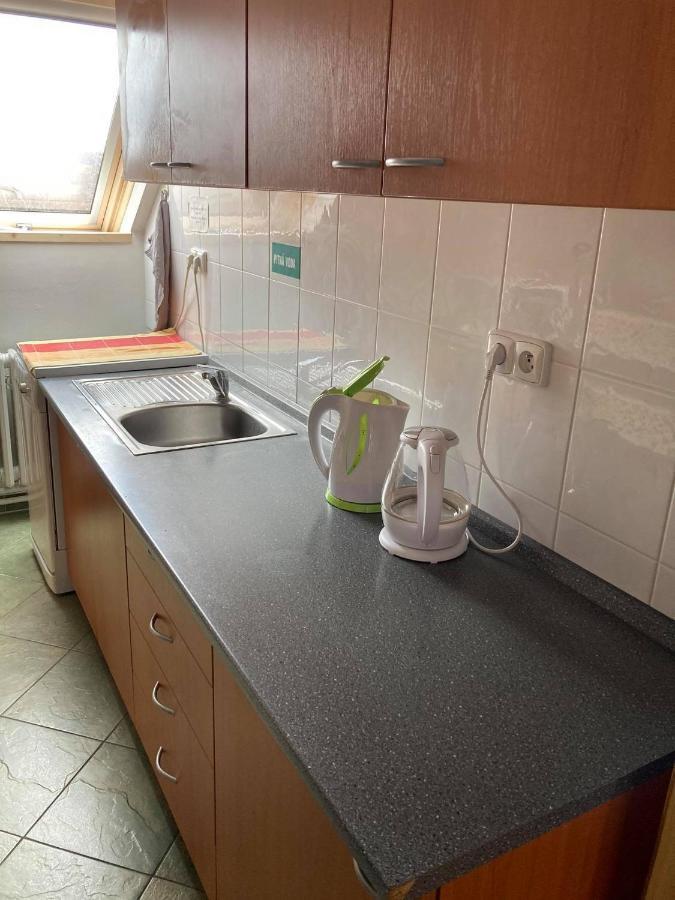 Ubytovani Na Spejcharu, Zelevcice Slaný Εξωτερικό φωτογραφία